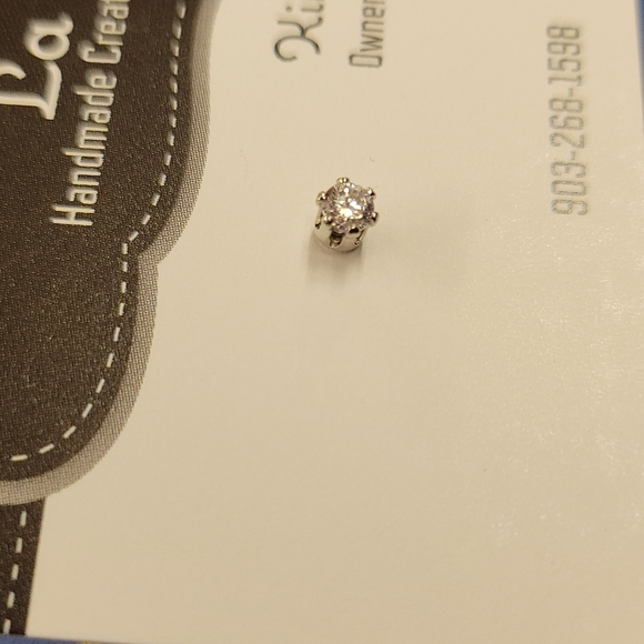 Diamond Faux Stud 0.3 cm Earrings 6 prong - Picture 2 of 2